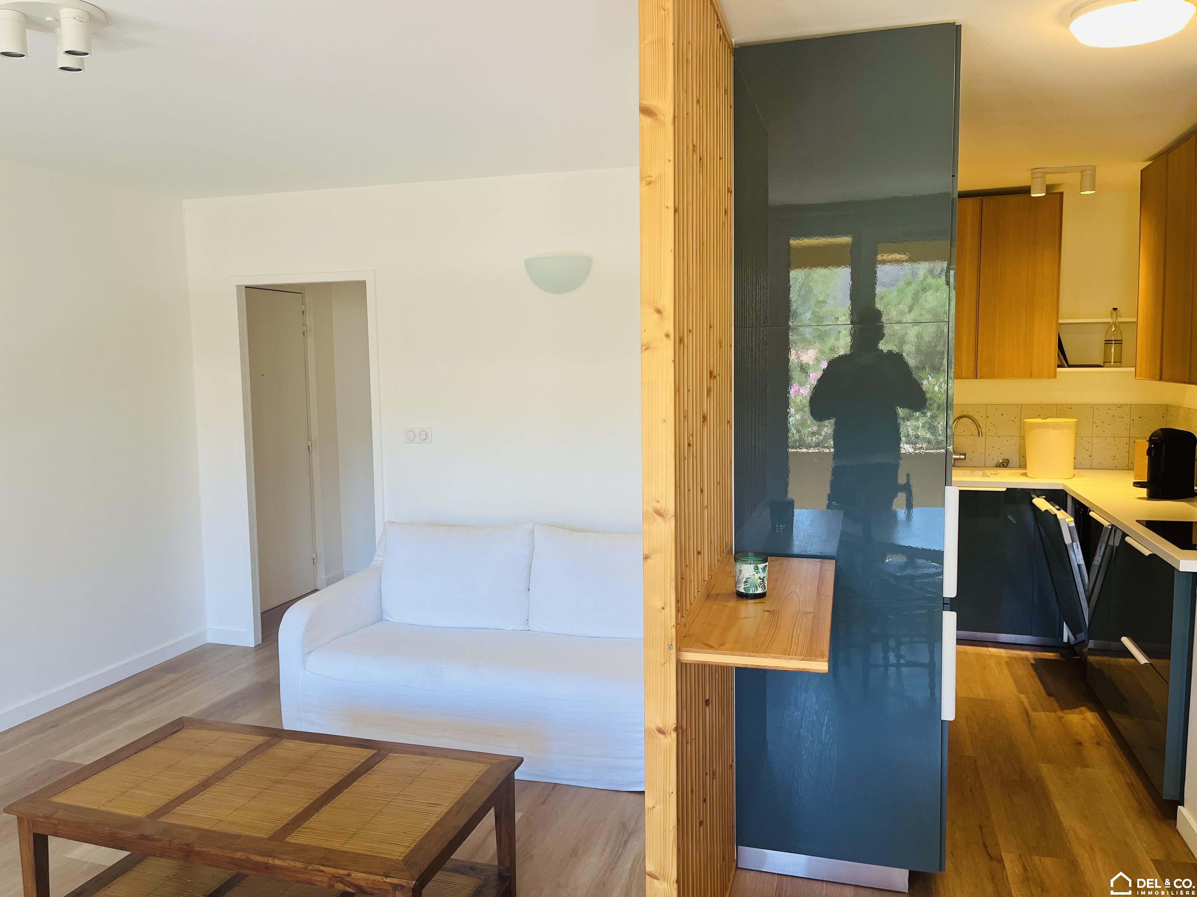 Appartement de Type 2 Meublé + Box Secteur Vauban – L’immobilière DEL&CO